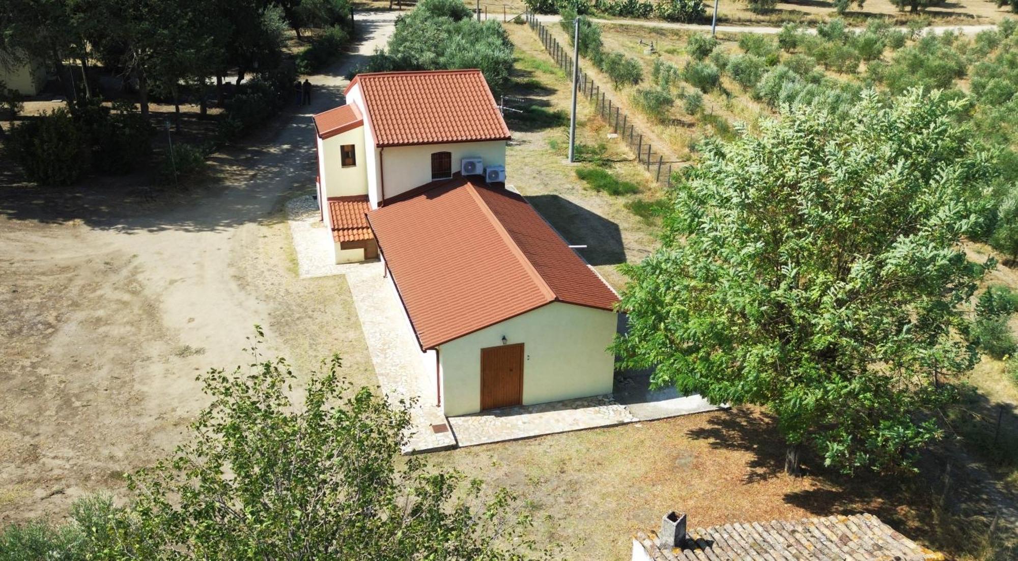 Agriturismo Tenuta Feraudo Labonia Exterior photo